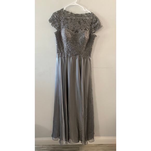 La Femme Womens Mother of the Bride Dress Size 8 Silver Embroidered Formal Gown - Picture 1 of 12